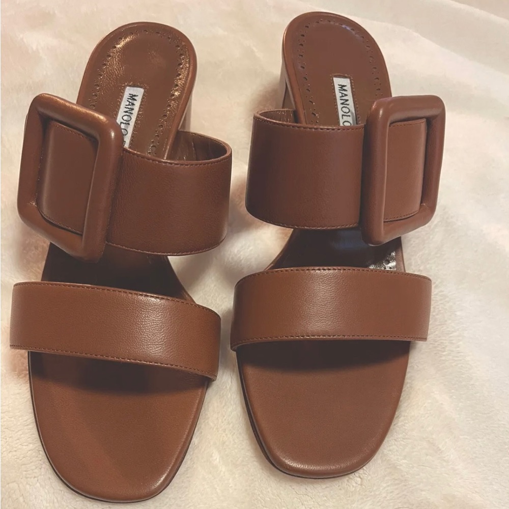 Manolo Blahnik Titubanew Cognac Brown Mules NEW sz 37- willing to trade